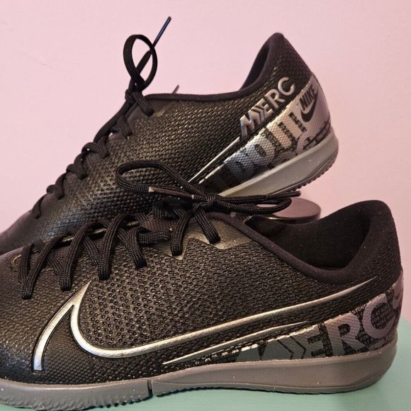 Nike Other - Nike Merc Mercurial ⚽️Black Soccer Cleats Shoes Youth Size 5Y NWOB